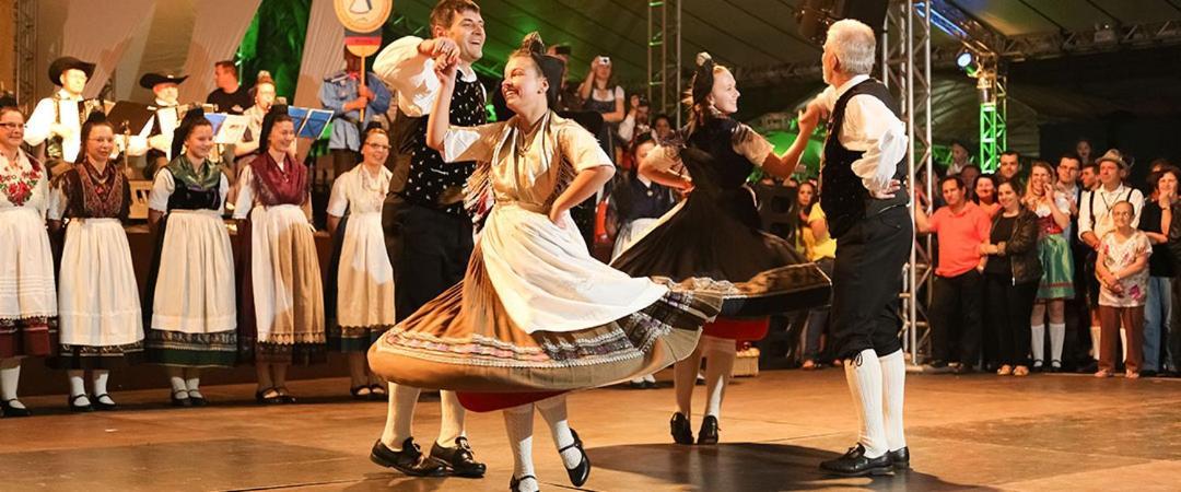 Quartos Proximos A Oktoberfest, Em בלומנאו מראה חיצוני תמונה