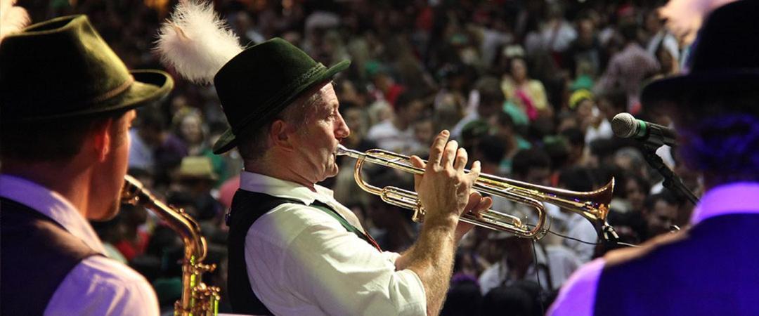 Quartos Proximos A Oktoberfest, Em בלומנאו מראה חיצוני תמונה